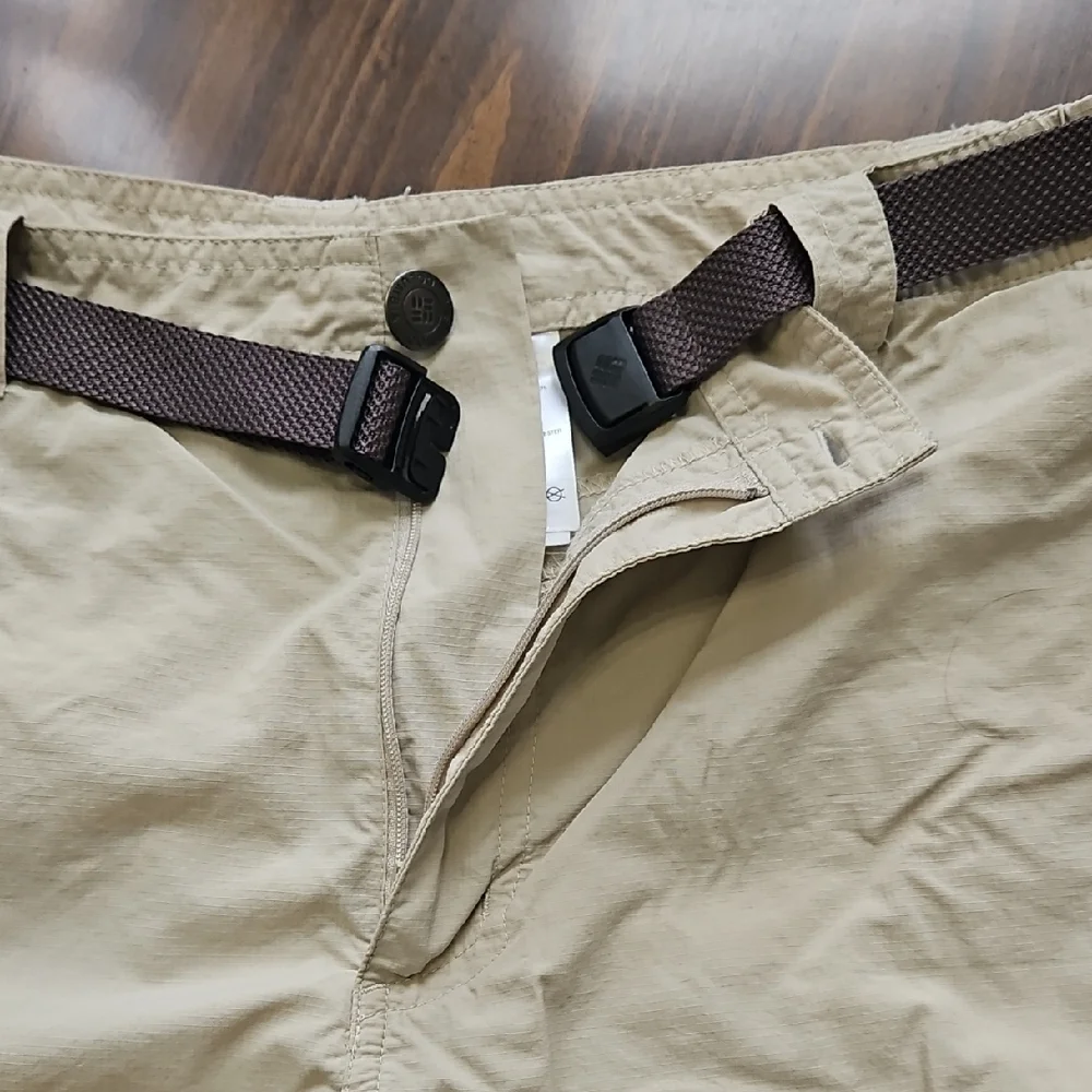 Columbia Cargo Shorts with Belt